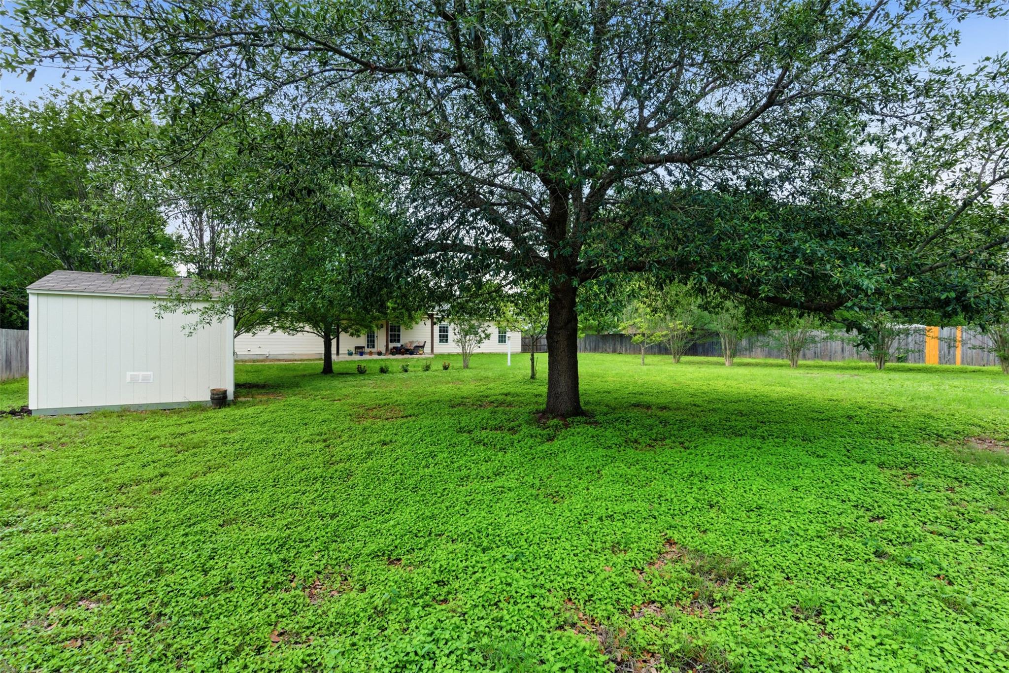 1221 Lovers Ln, Bastrop, TX 78602