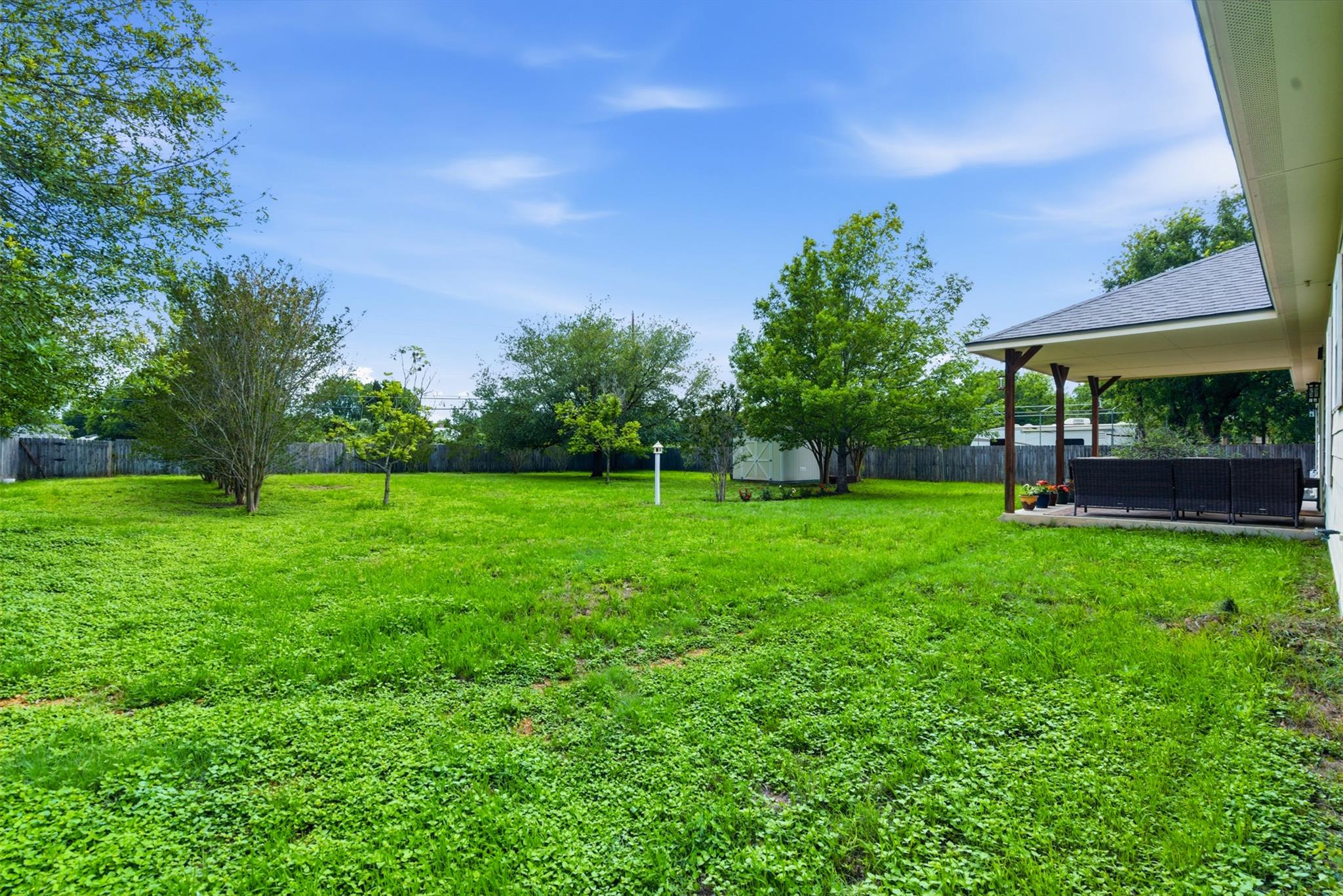 1221 Lovers Ln, Bastrop, TX 78602