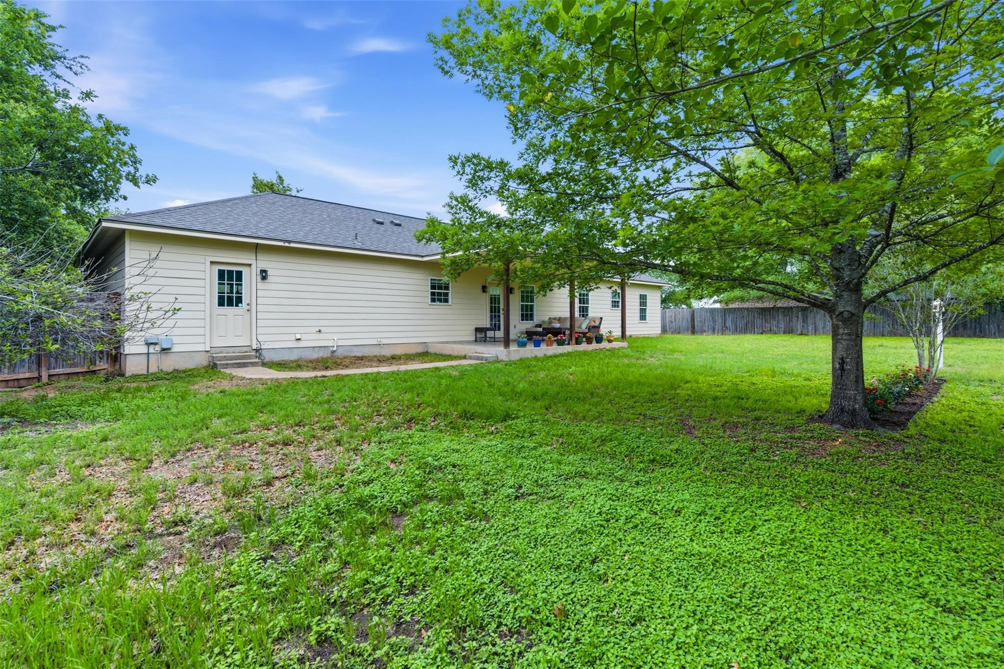 1221 Lovers Ln, Bastrop, TX 78602