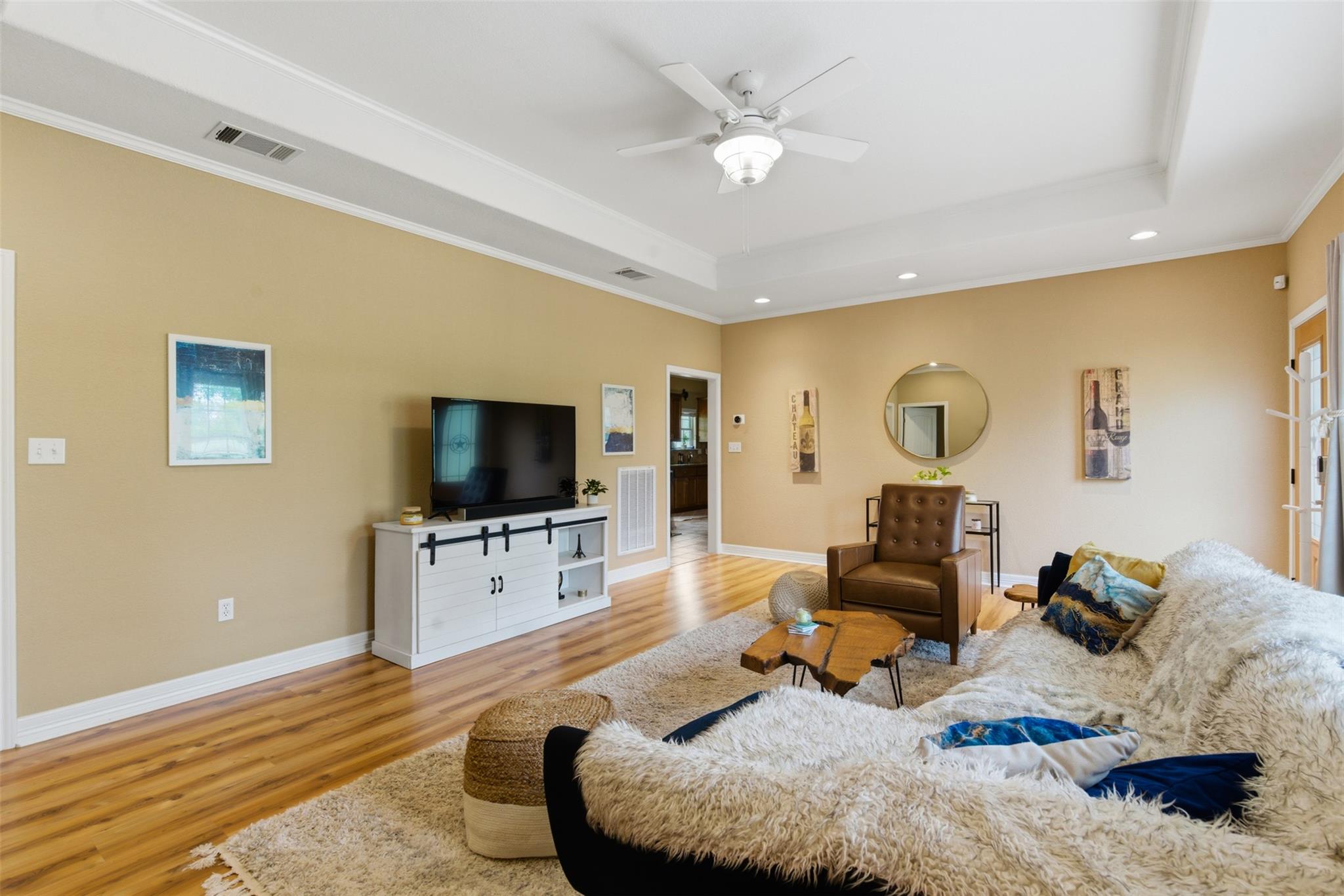 1221 Lovers Ln, Bastrop, TX 78602