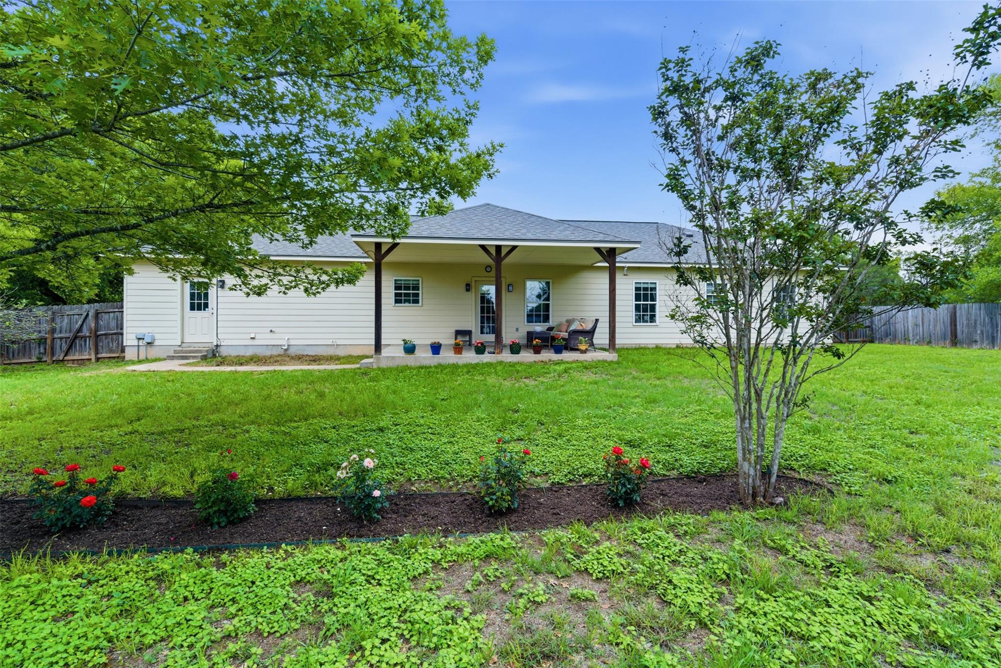 1221 Lovers Ln, Bastrop, TX 78602