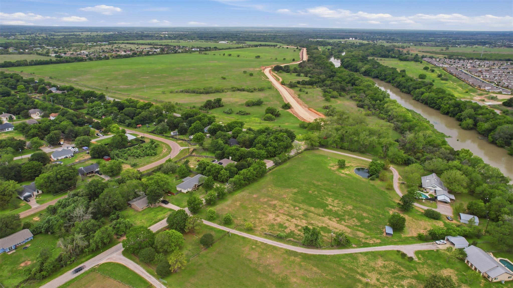 1221 Lovers Ln, Bastrop, TX 78602