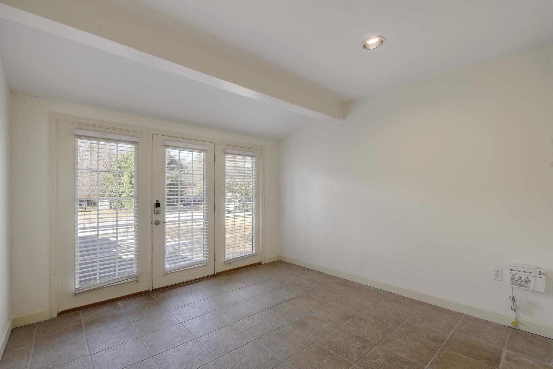 1909 WINSTED Ln, Austin, TX 78703