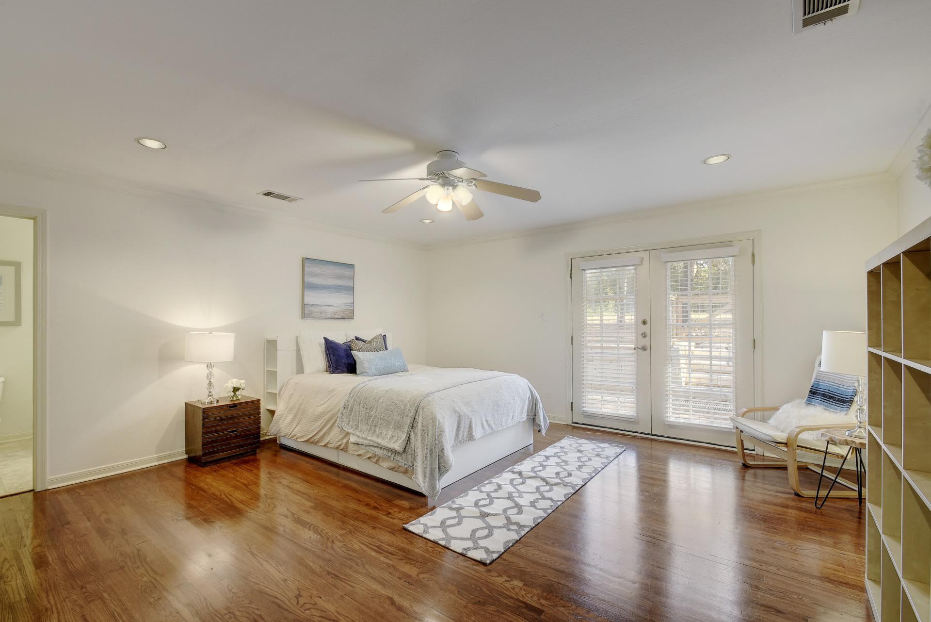 1909 WINSTED Ln, Austin, TX 78703