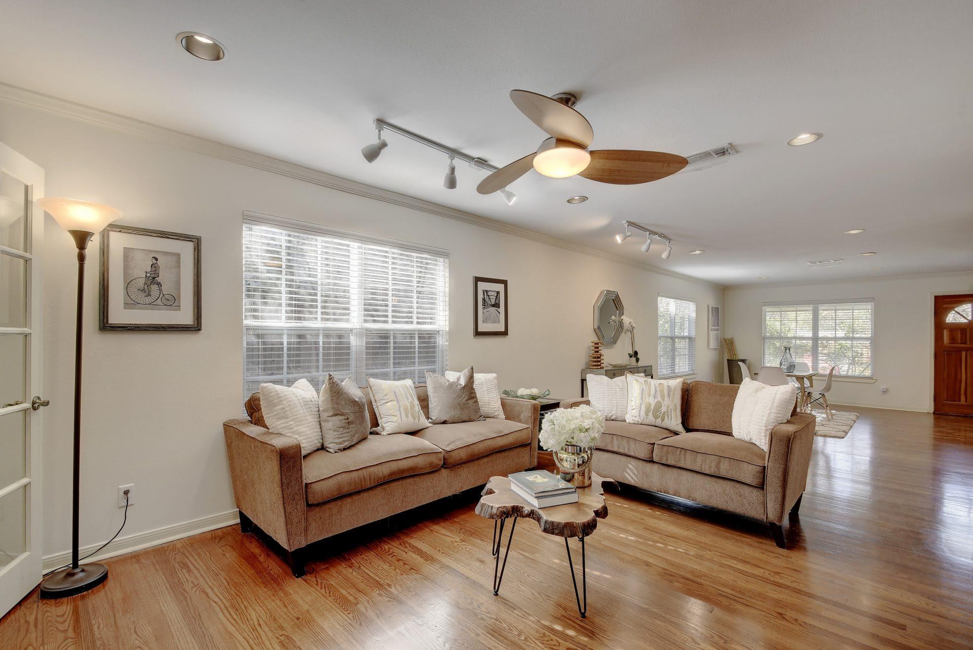 1909 WINSTED Ln, Austin, TX 78703