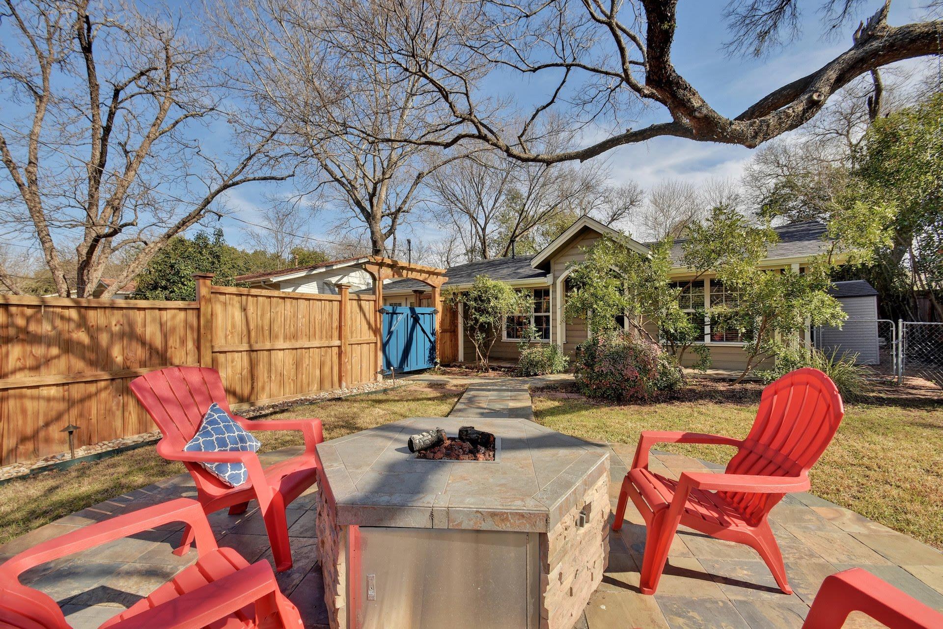 1909 WINSTED Ln, Austin, TX 78703