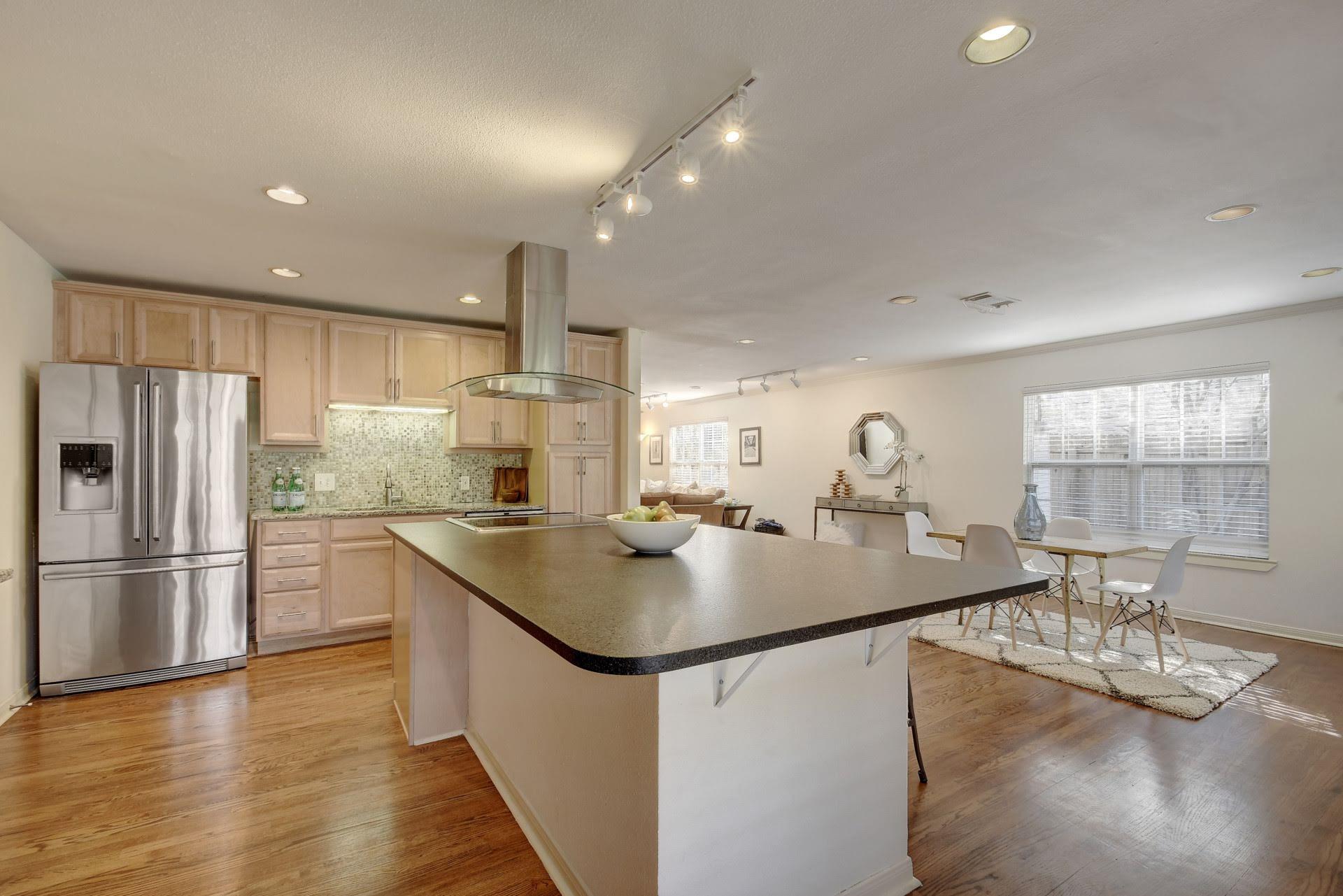 1909 WINSTED Ln, Austin, TX 78703