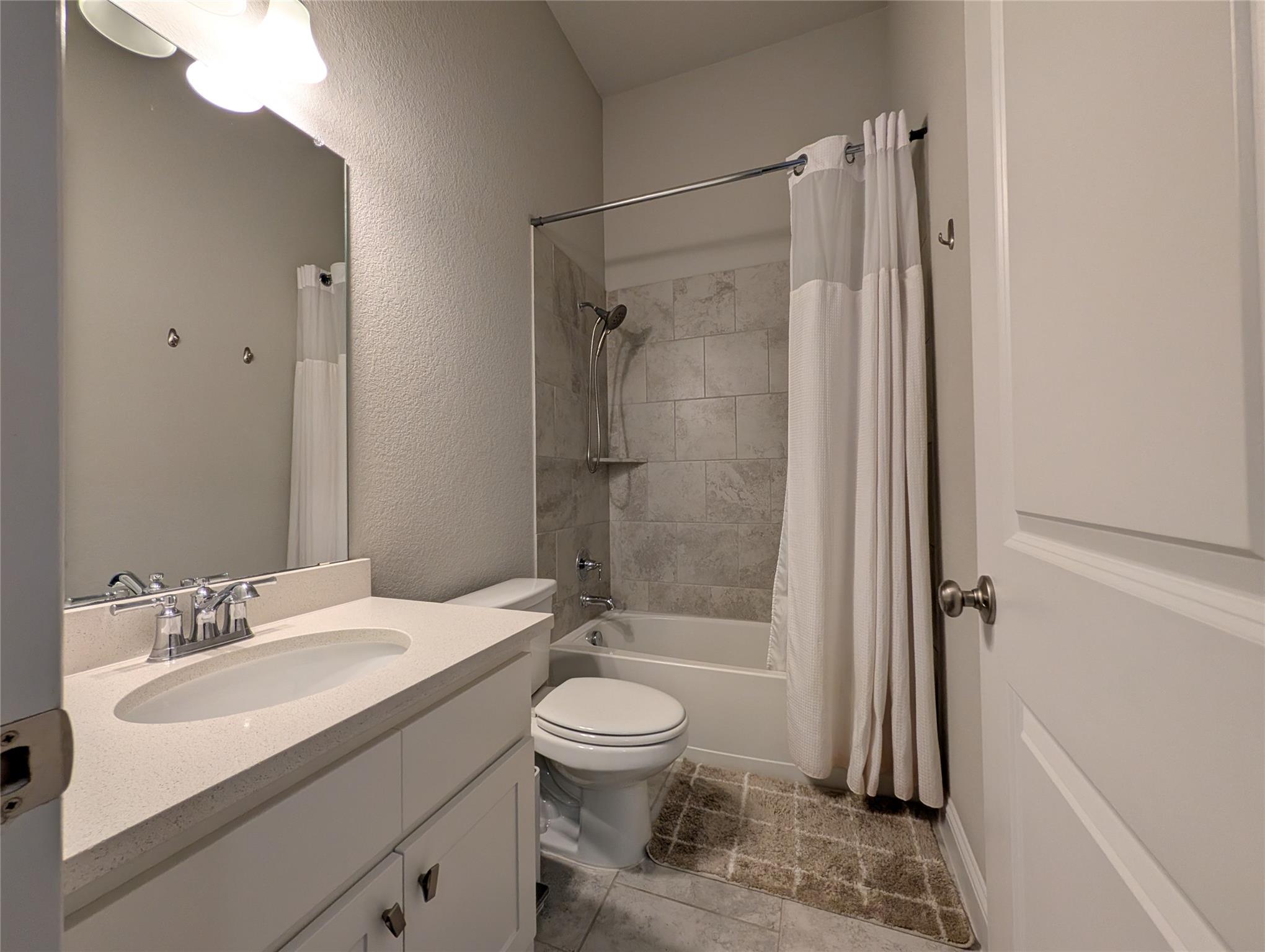 125 WHISTLING WILLOW Dr, Georgetown, TX 78628