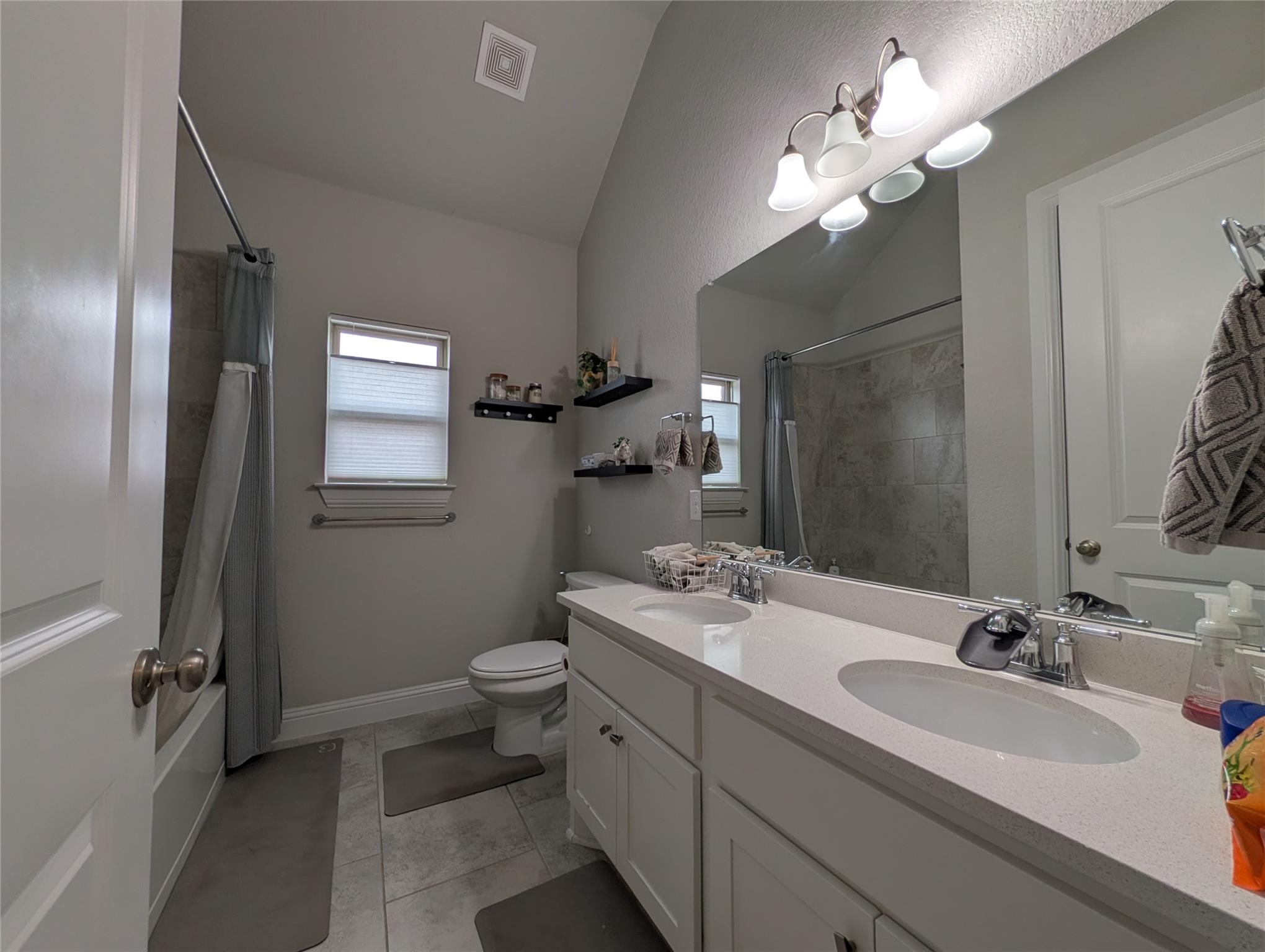 125 WHISTLING WILLOW Dr, Georgetown, TX 78628