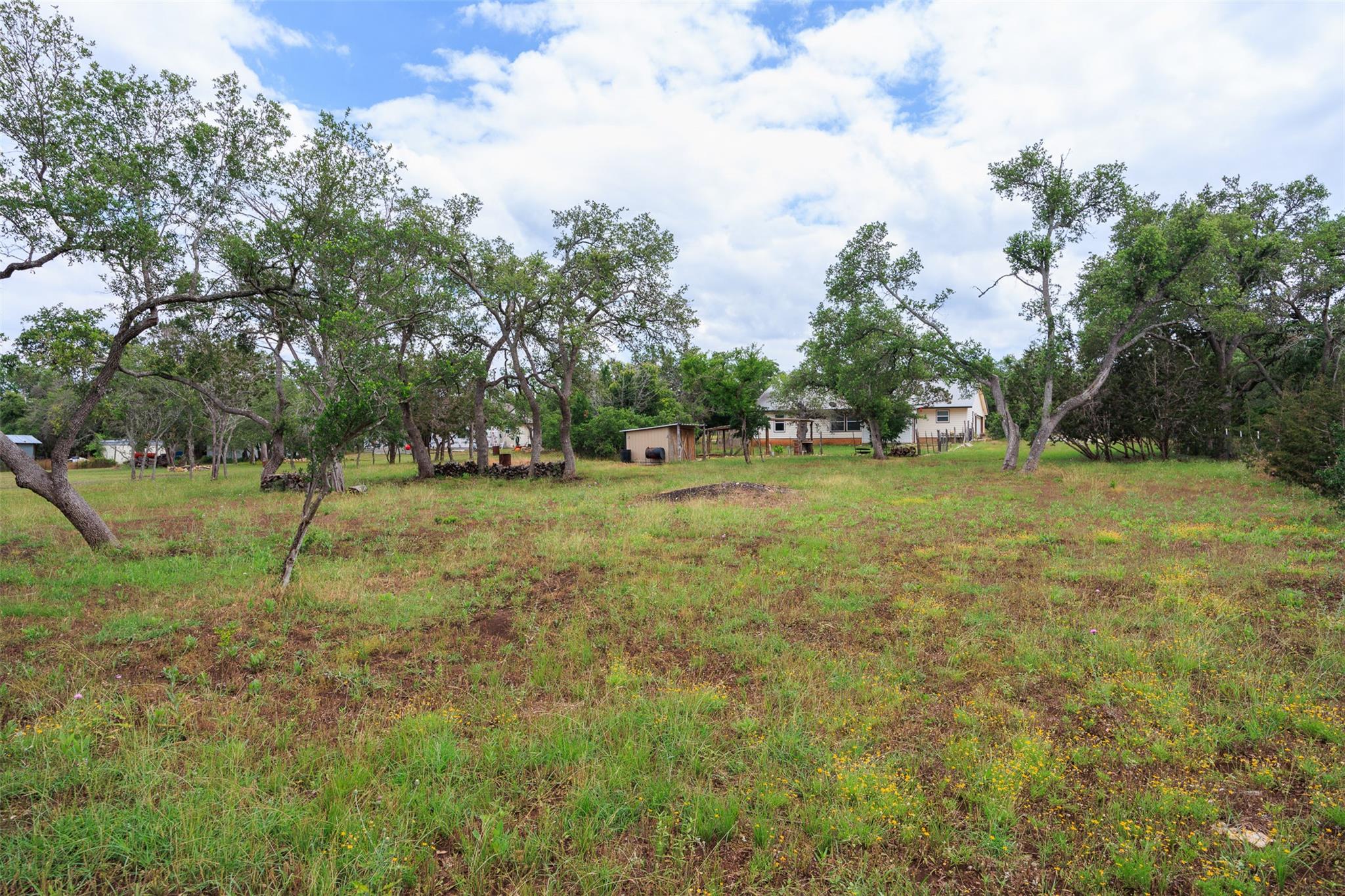 283 Rust Ranch Rd, Blanco, TX 78606