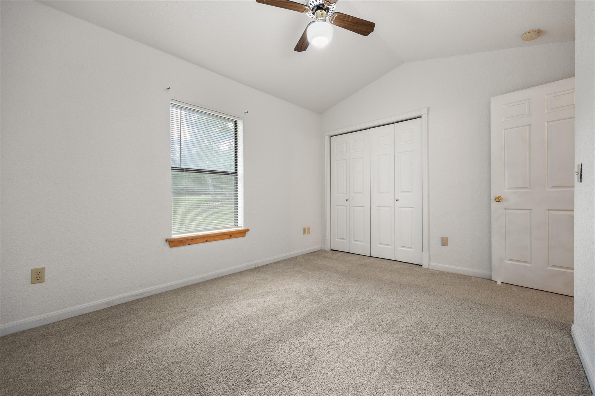 283 Rust Ranch Rd, Blanco, TX 78606