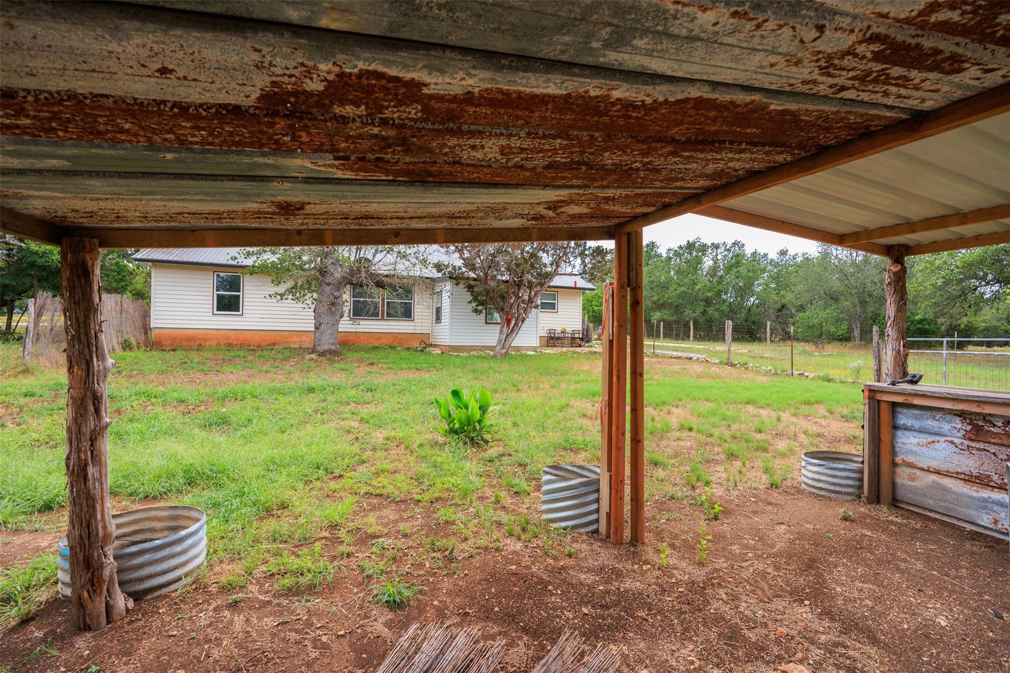 283 Rust Ranch Rd, Blanco, TX 78606