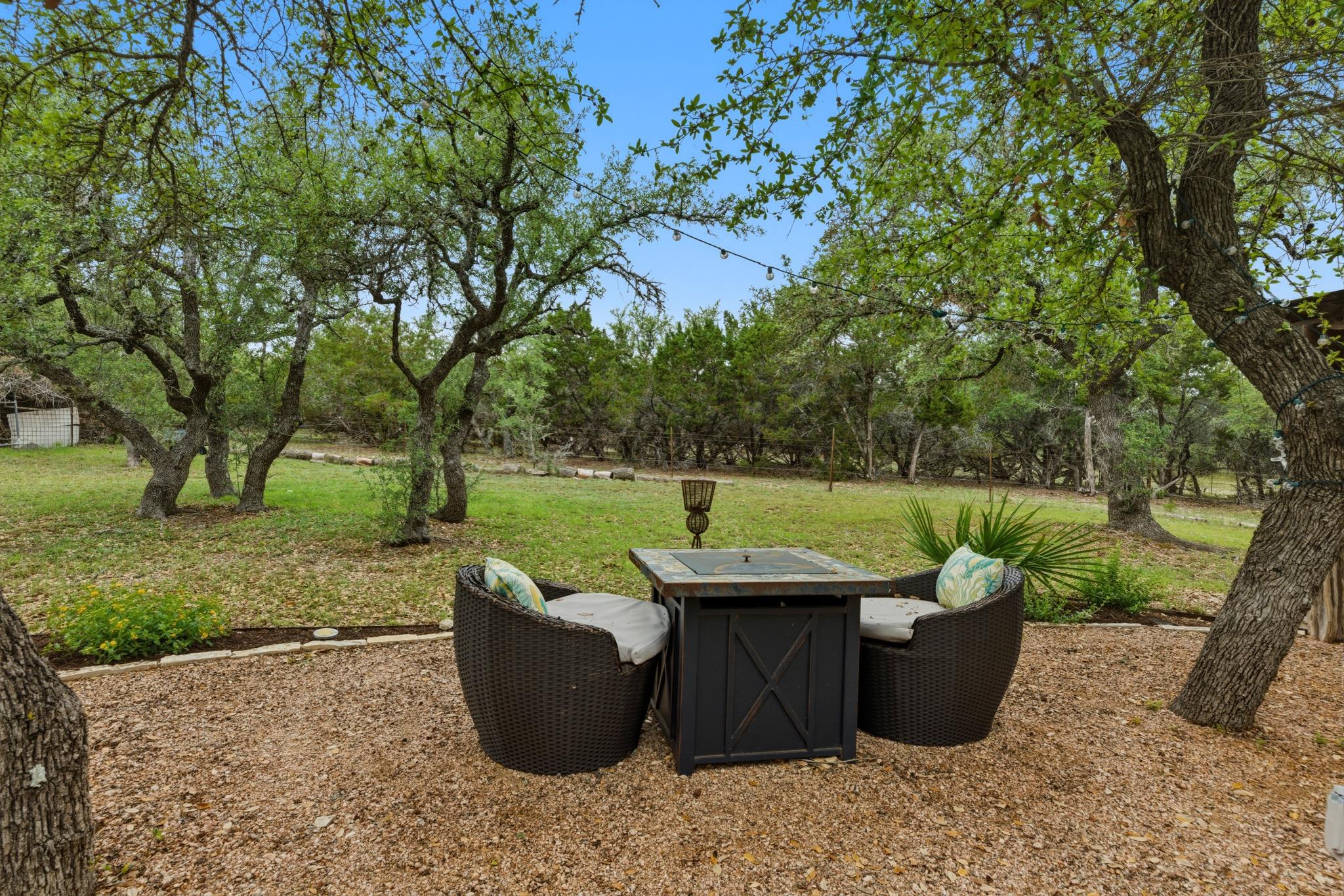 508 S Lariat Cir, Dripping Springs, TX 78620