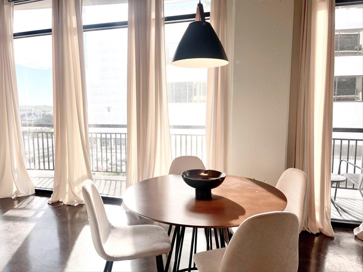 311 W 5th St # 806, Austin, TX 78701