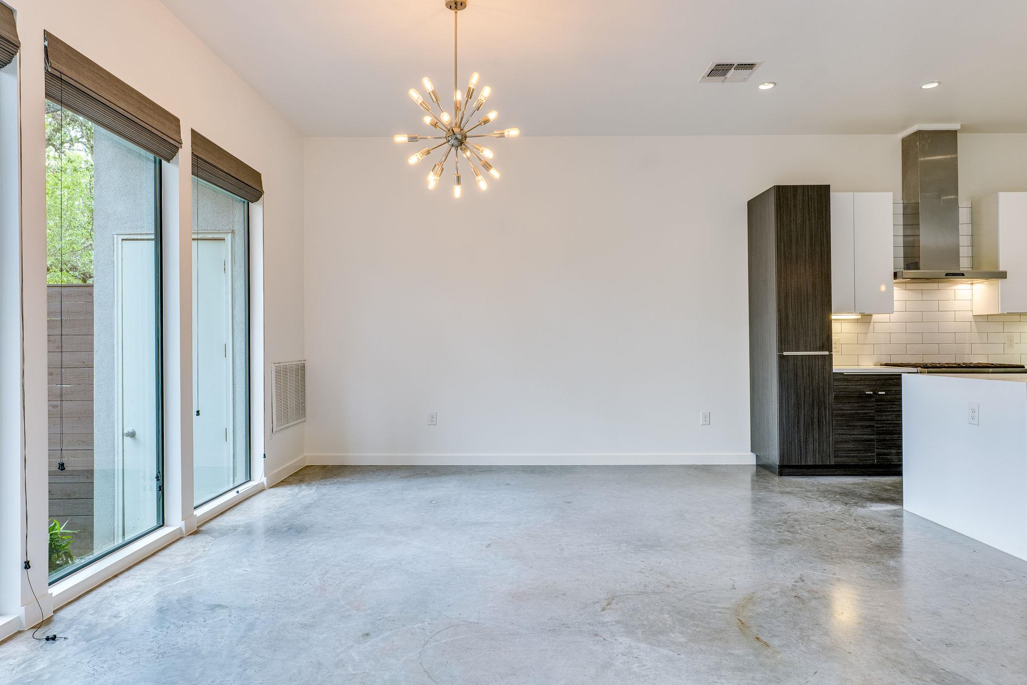 1704 S 5th St # B, Austin, TX 78704