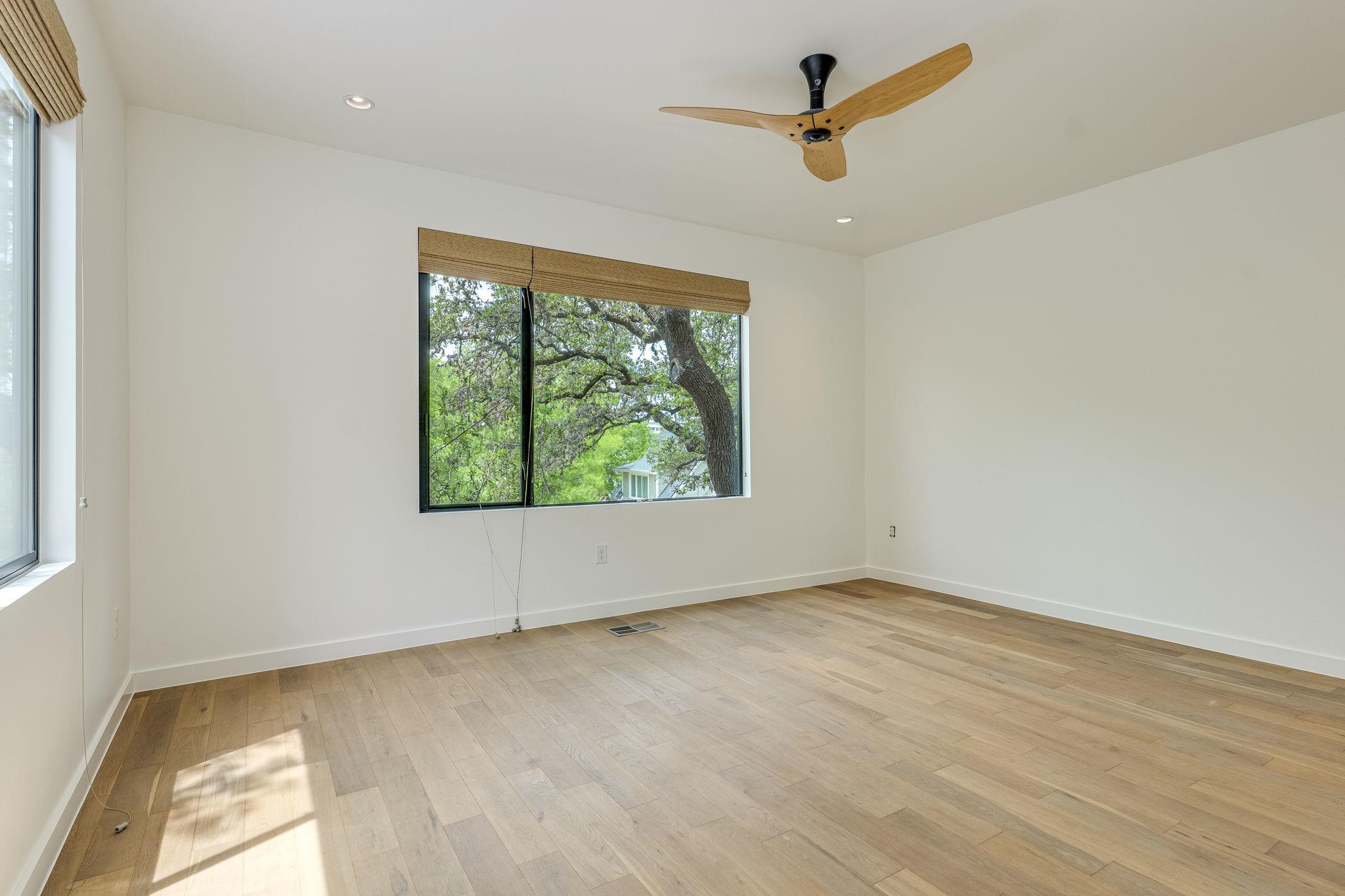 1704 S 5th St # B, Austin, TX 78704