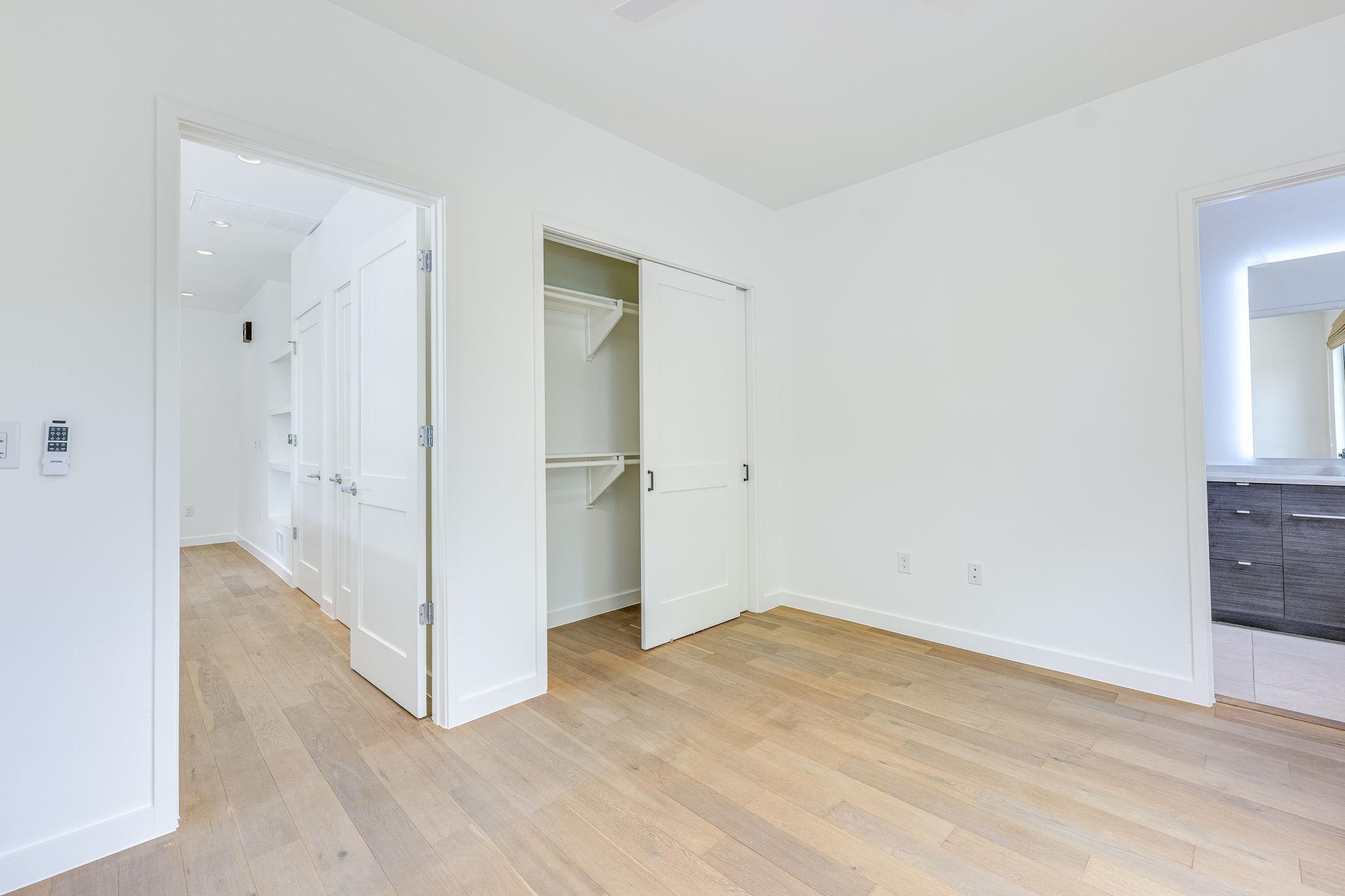 1704 S 5th St # B, Austin, TX 78704