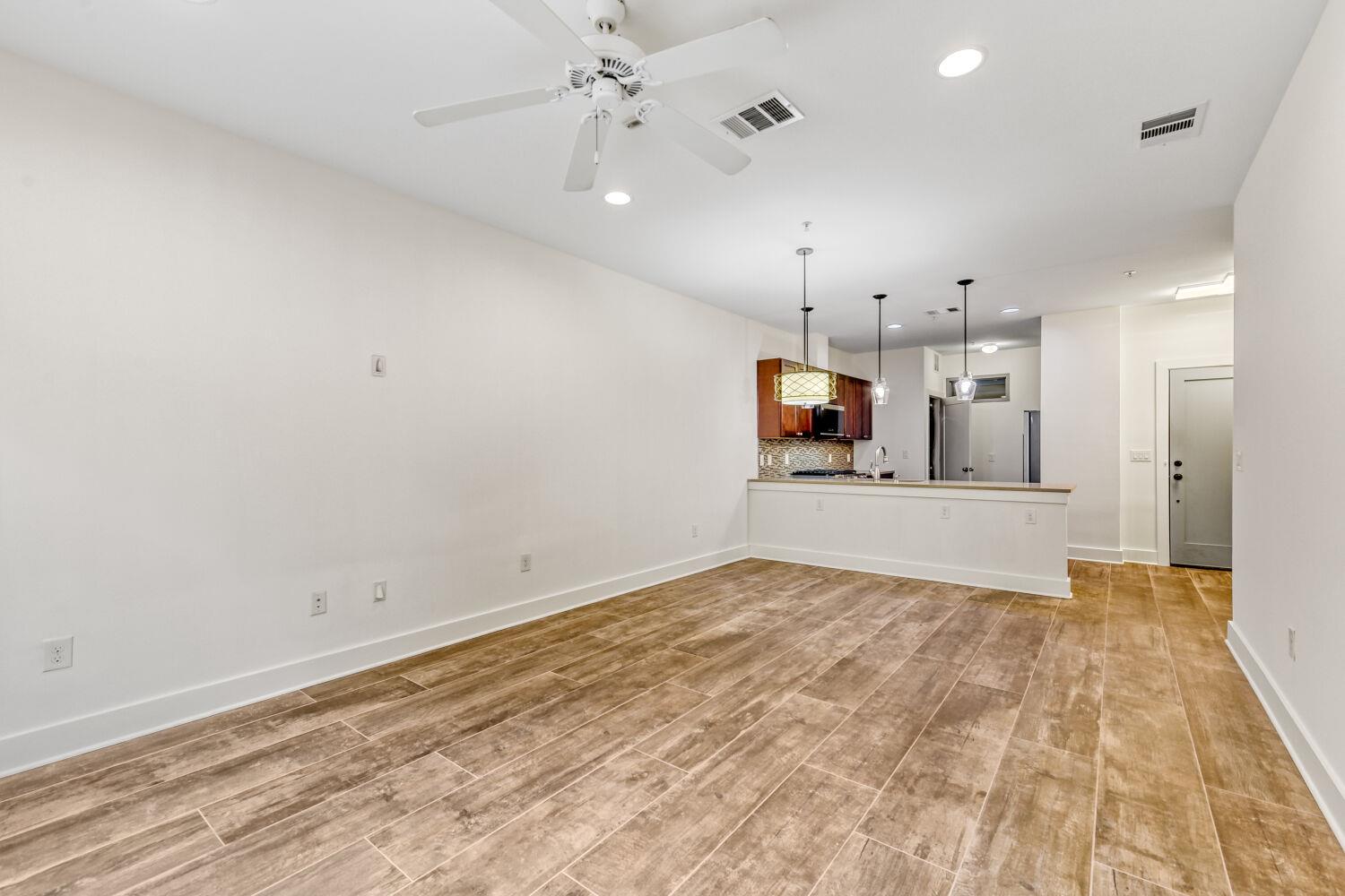 908 Nueces St # 14, Austin, TX 78701