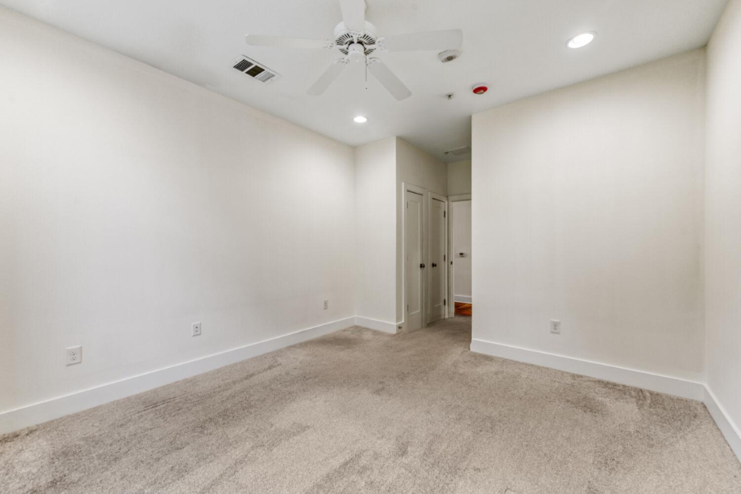 908 Nueces St # 14, Austin, TX 78701