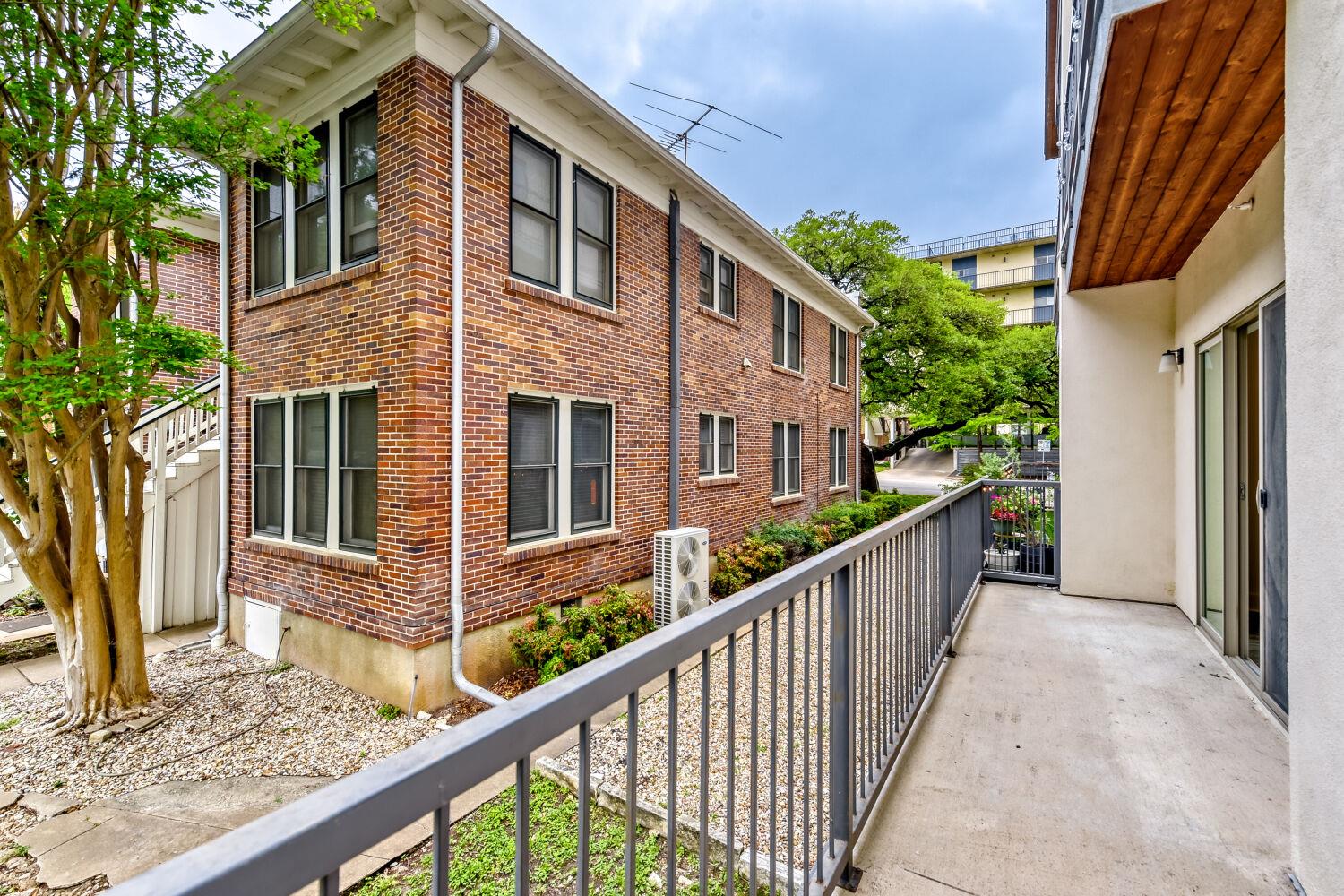 908 Nueces St # 14, Austin, TX 78701