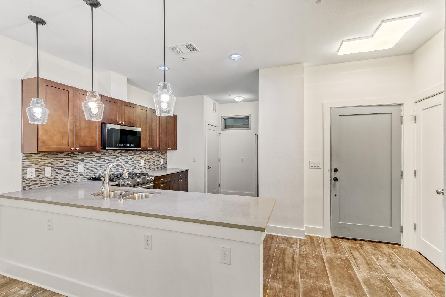 908 Nueces St # 14, Austin, TX 78701