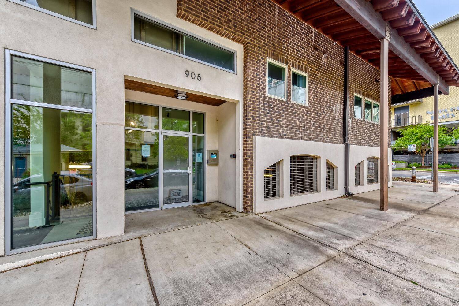 908 Nueces St # 14, Austin, TX 78701