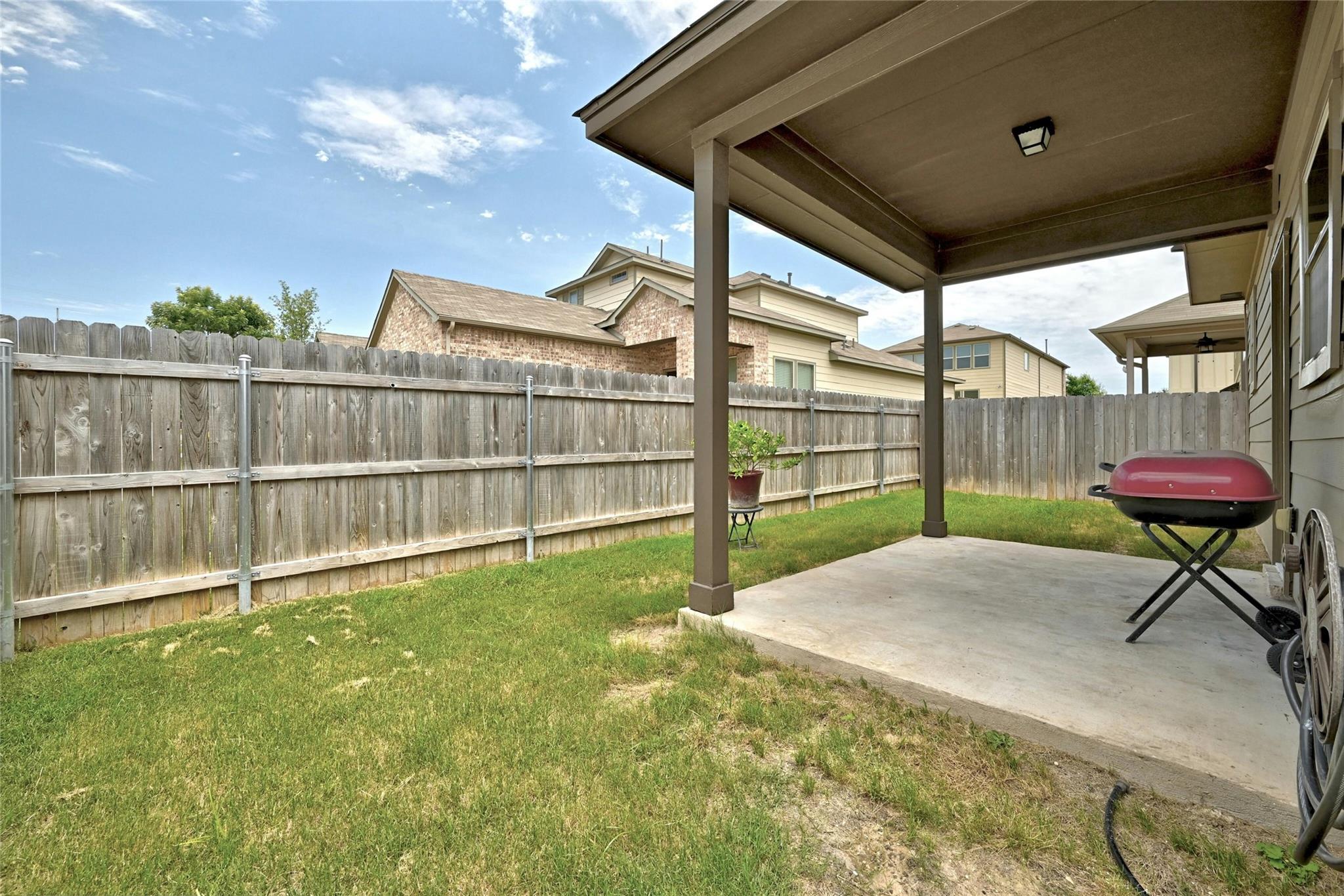 912 Sleepy Dell Ln, Austin, TX 78748