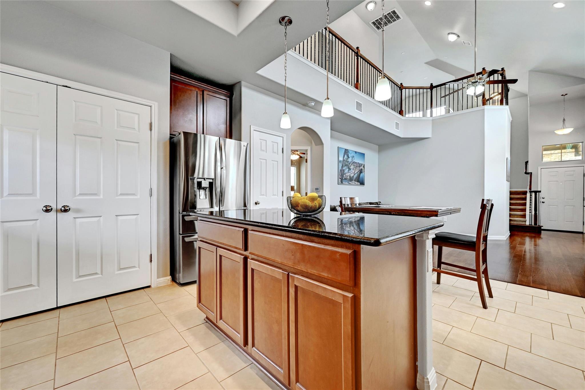 912 Sleepy Dell Ln, Austin, TX 78748