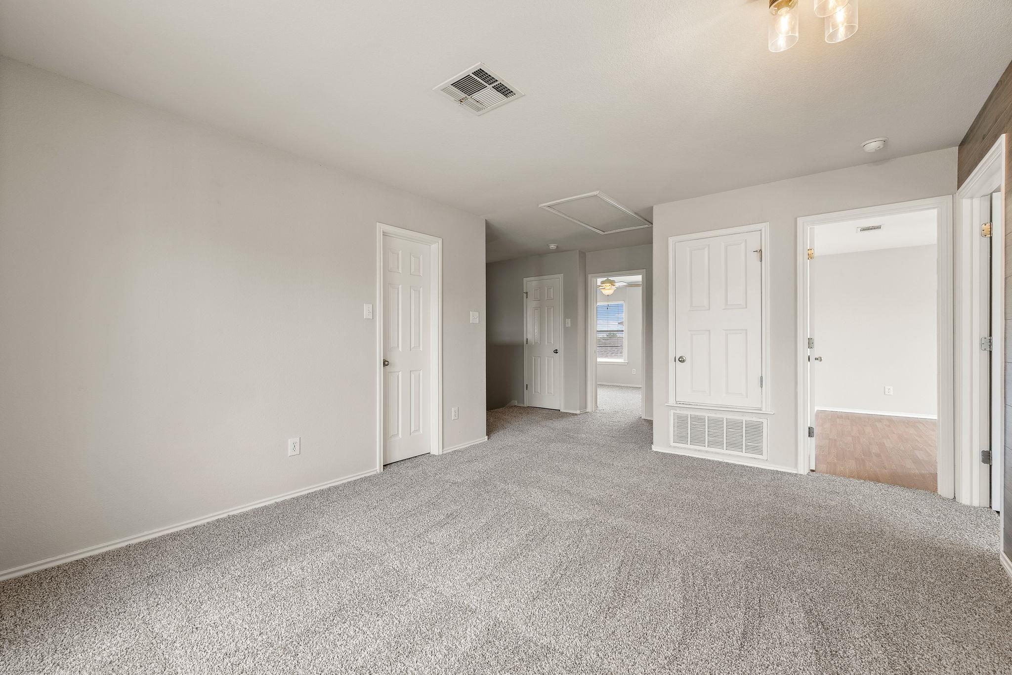 513 Friendship Cv, Leander, TX 78641