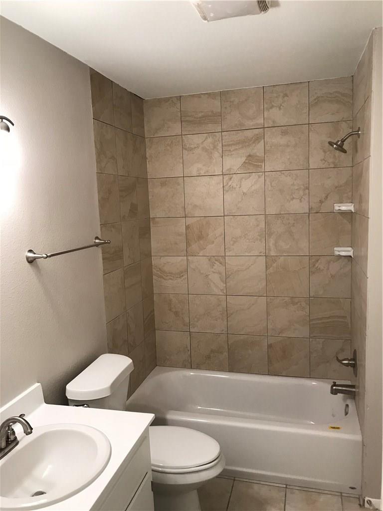 1810 Berkeley Ave # B, Austin, TX 78745