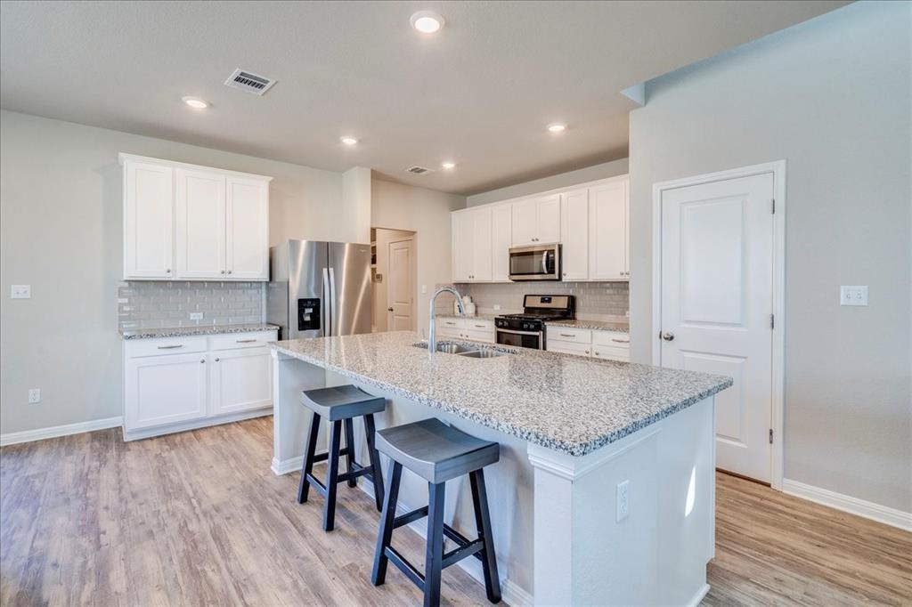 787 Lone Peak Way, Dripping Springs, TX 78620