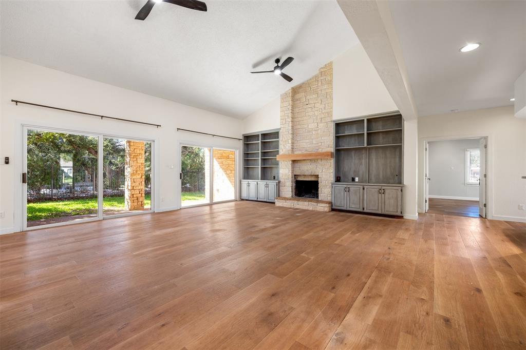 6 Sunview Rd, The Hills, TX 78738