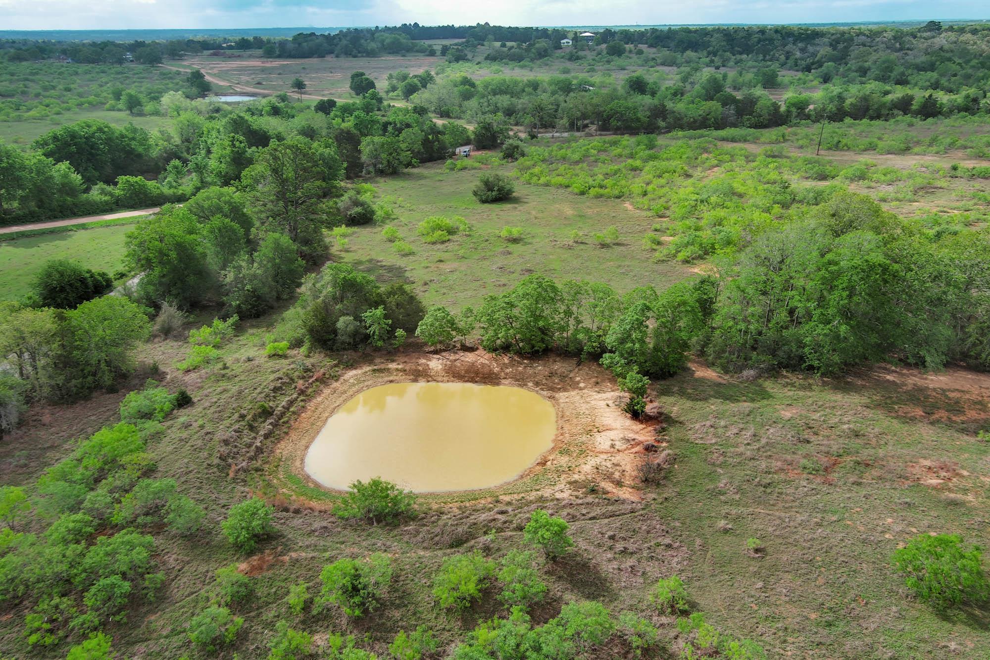 335 Frenzel Cut Off, Paige, TX 78659