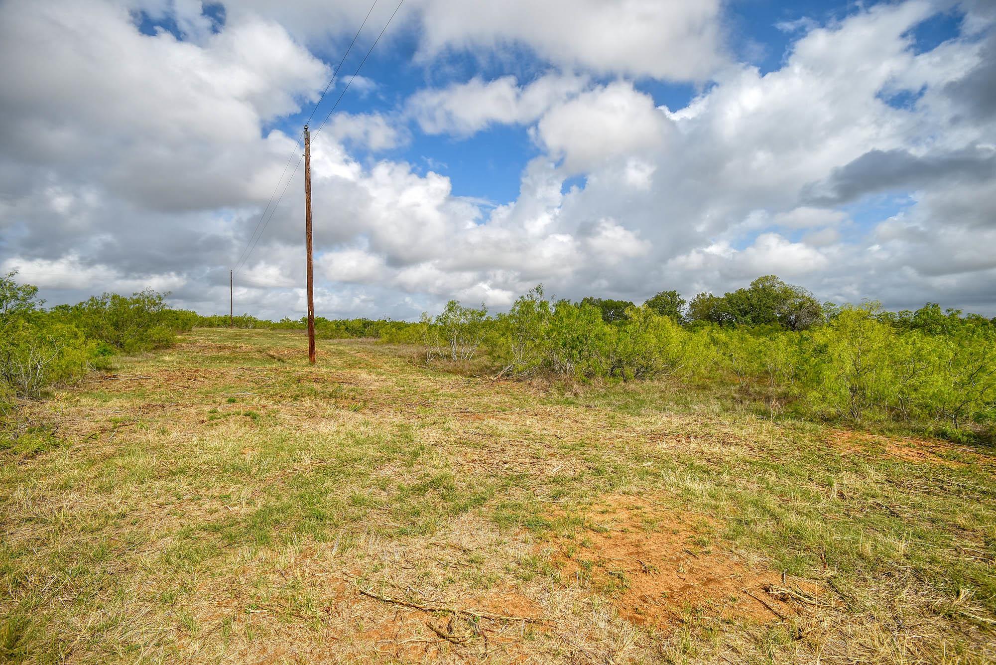 335 Frenzel Cut Off, Paige, TX 78659