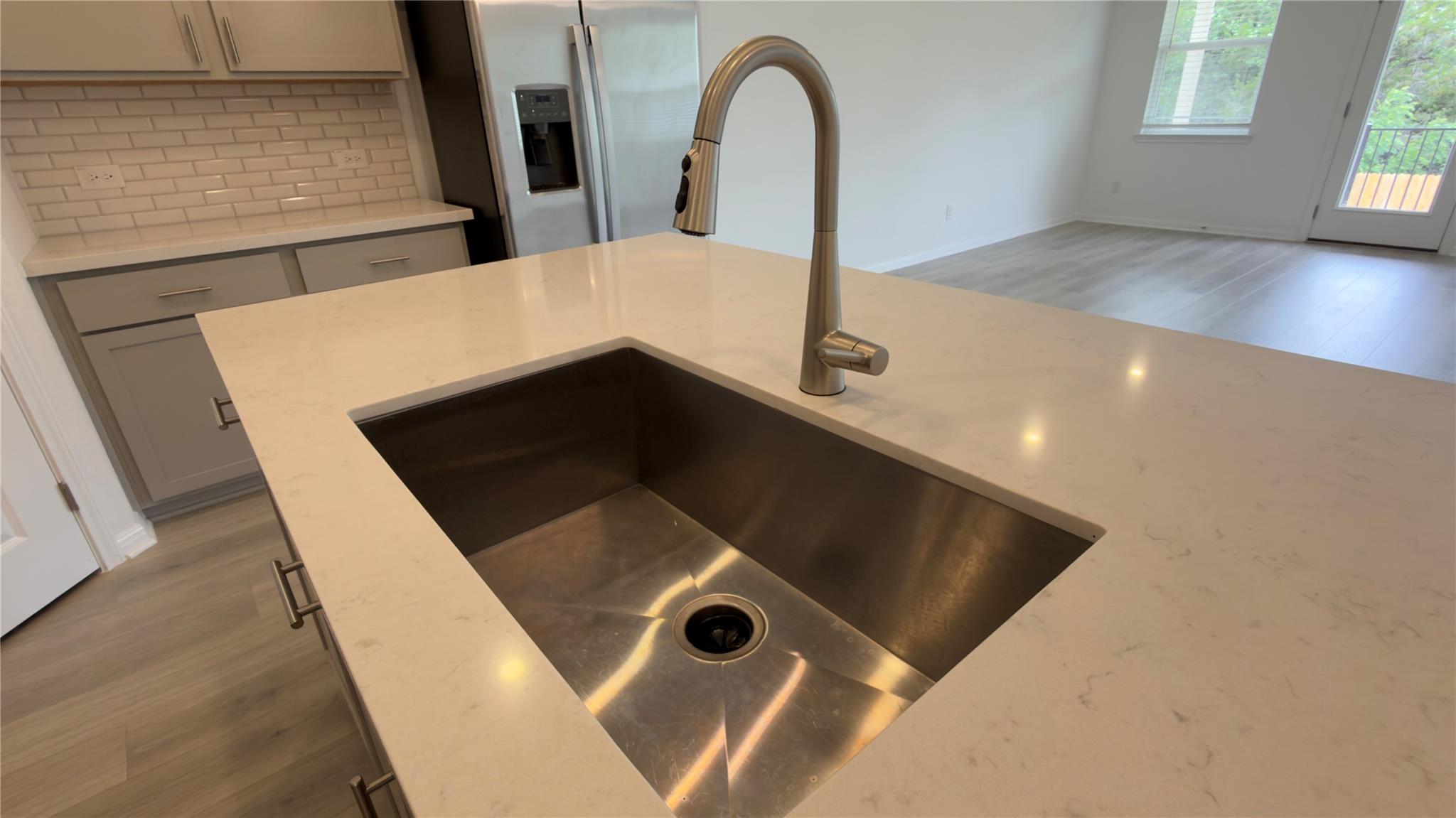 523 Andesite Cv, Liberty Hill, TX 78642