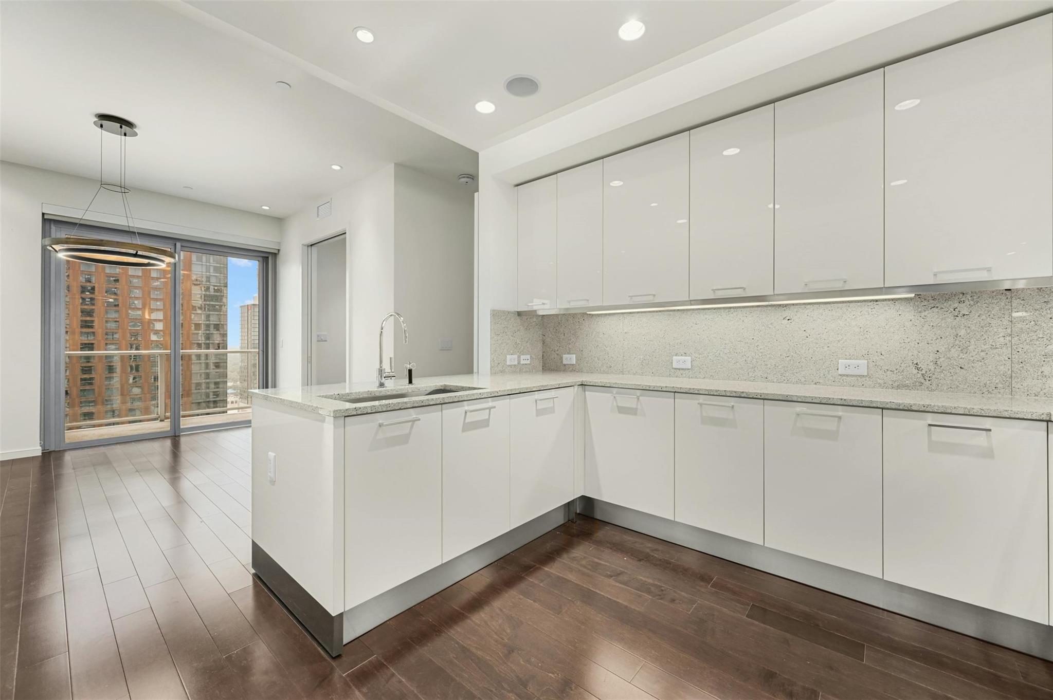 200 Congress Ave # 24B, Austin, TX 78701