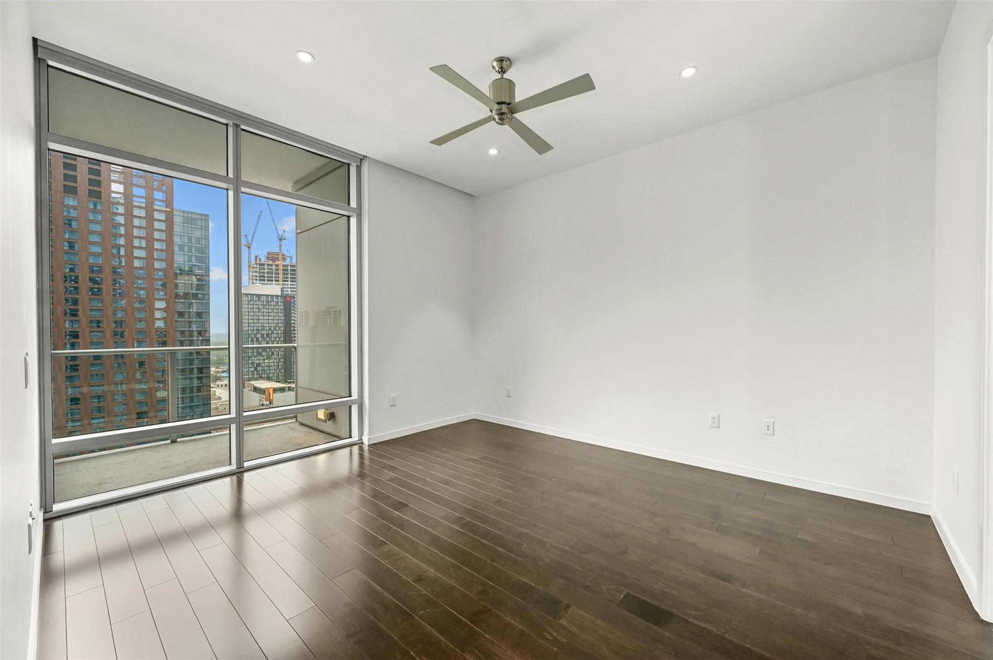 200 Congress Ave # 24B, Austin, TX 78701