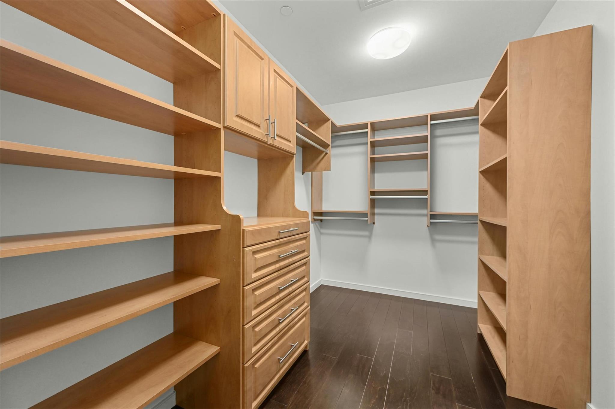 200 Congress Ave # 24B, Austin, TX 78701