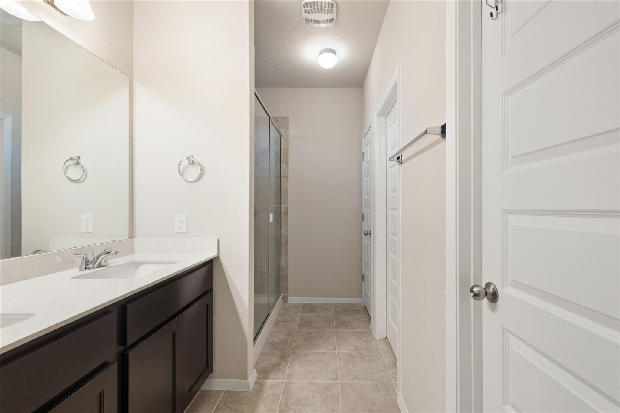 408 Black Opal Dr, Jarrell, TX 76537