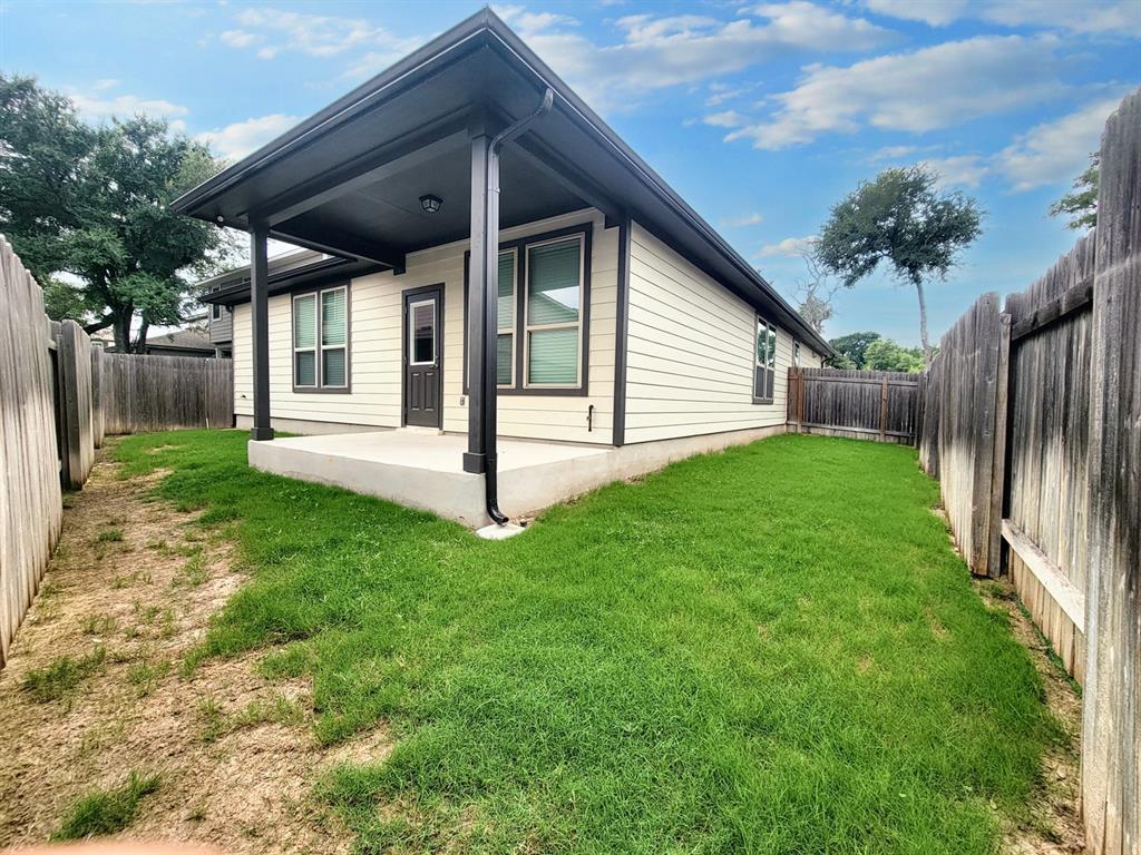 1612 Winding Stream Trl, Leander, TX 78641