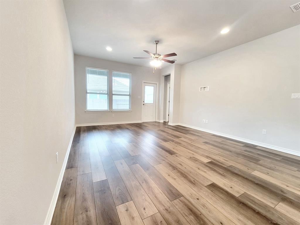 1612 Winding Stream Trl, Leander, TX 78641