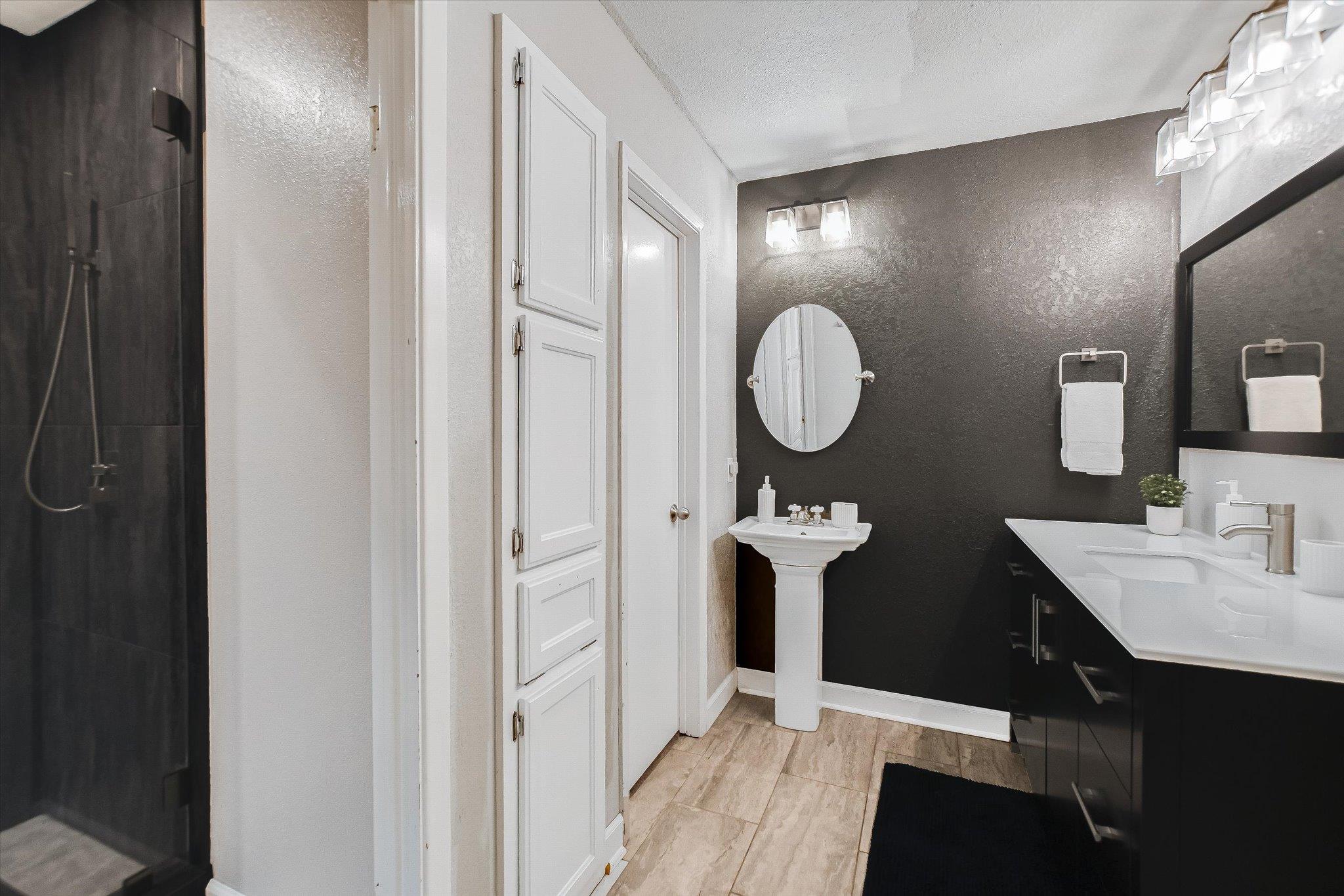 5810 Secrest Dr, Austin, TX 78759