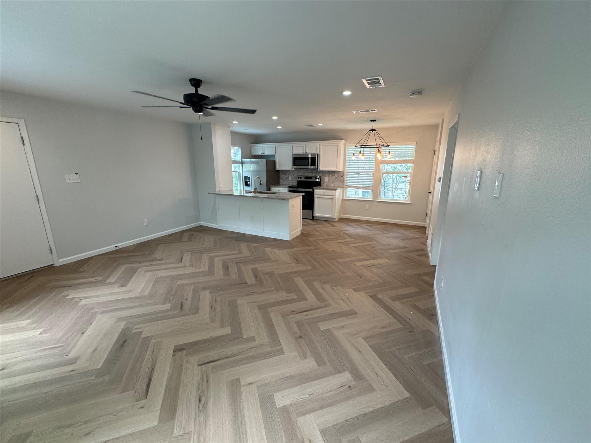 1604 W. 40th St # b, Austin, TX 78756