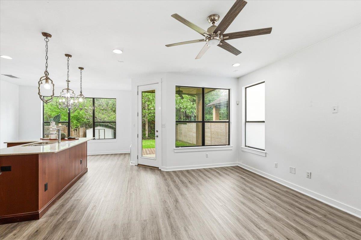 2815 Corbin Ln, Austin, TX 78704