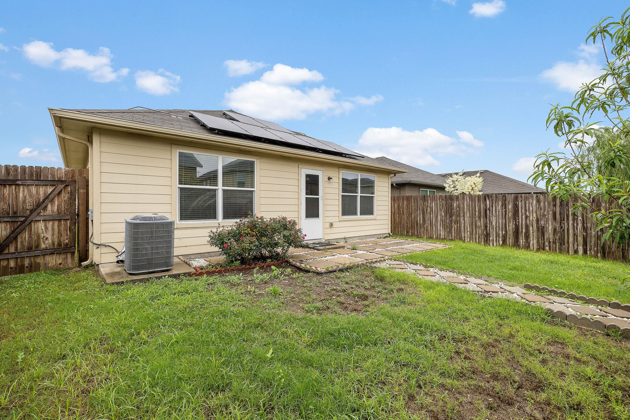 12111 Stoneridge Gap Ln, Manor, TX 78653