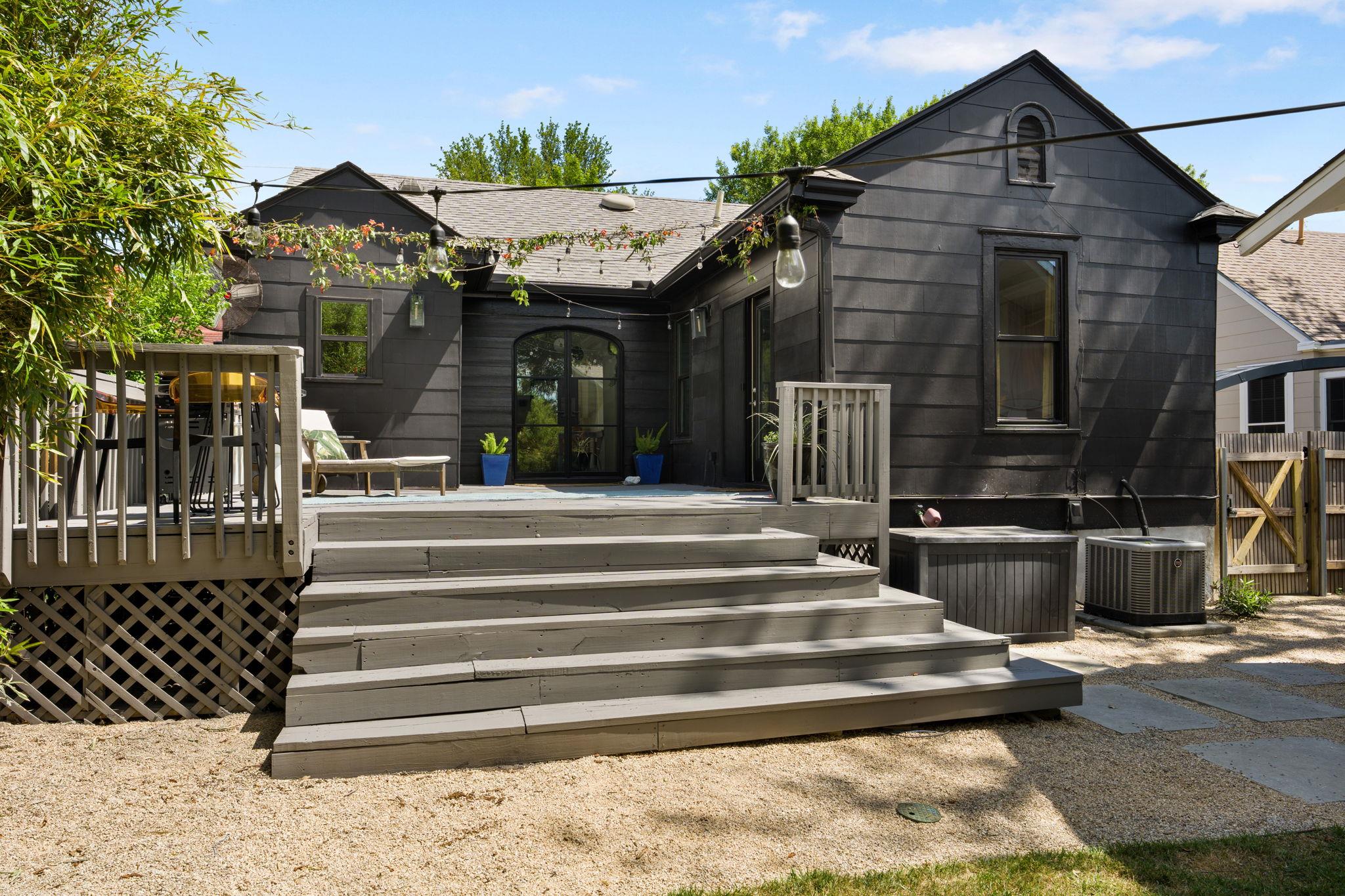 1704 Wethersfield Rd, Austin, TX 78703