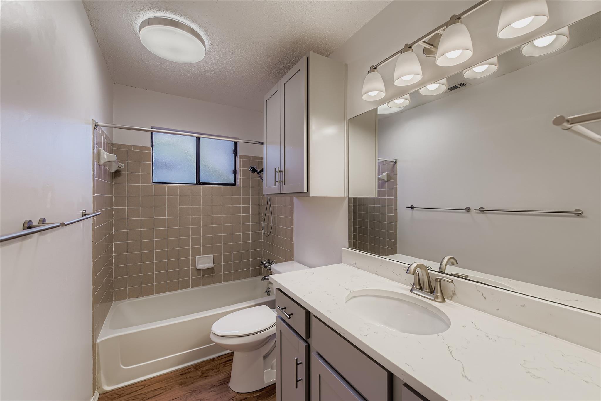 9839 Briar Ridge Dr, Austin, TX 78748