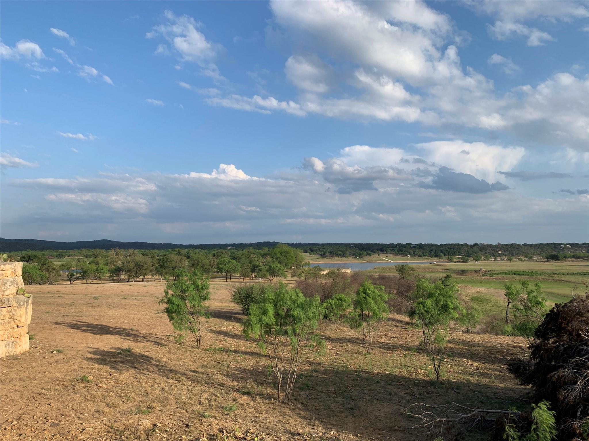 281 Chimney Cove Dr, Marble Falls, TX 78654