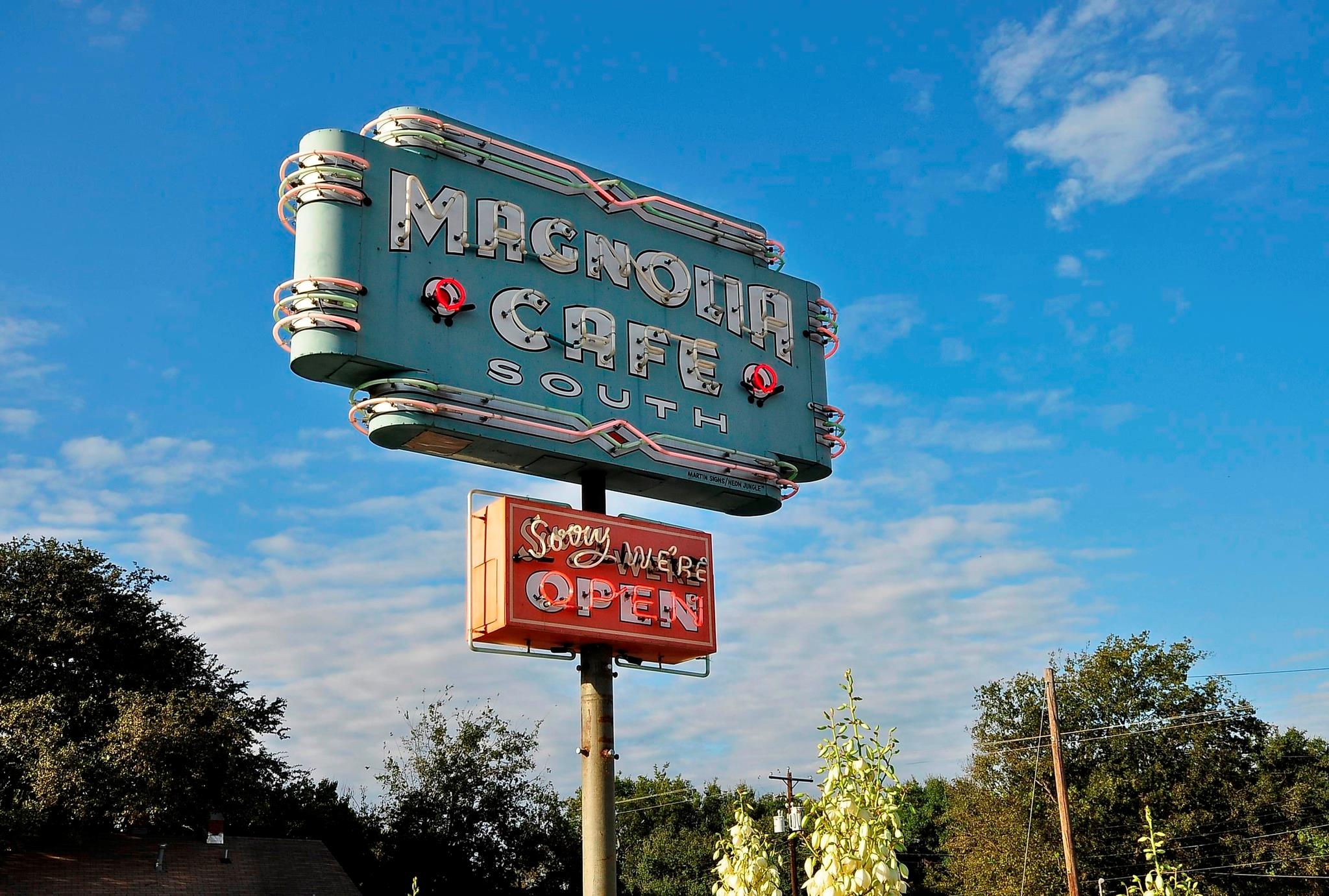 2003 Alameda Dr, Austin, TX 78704