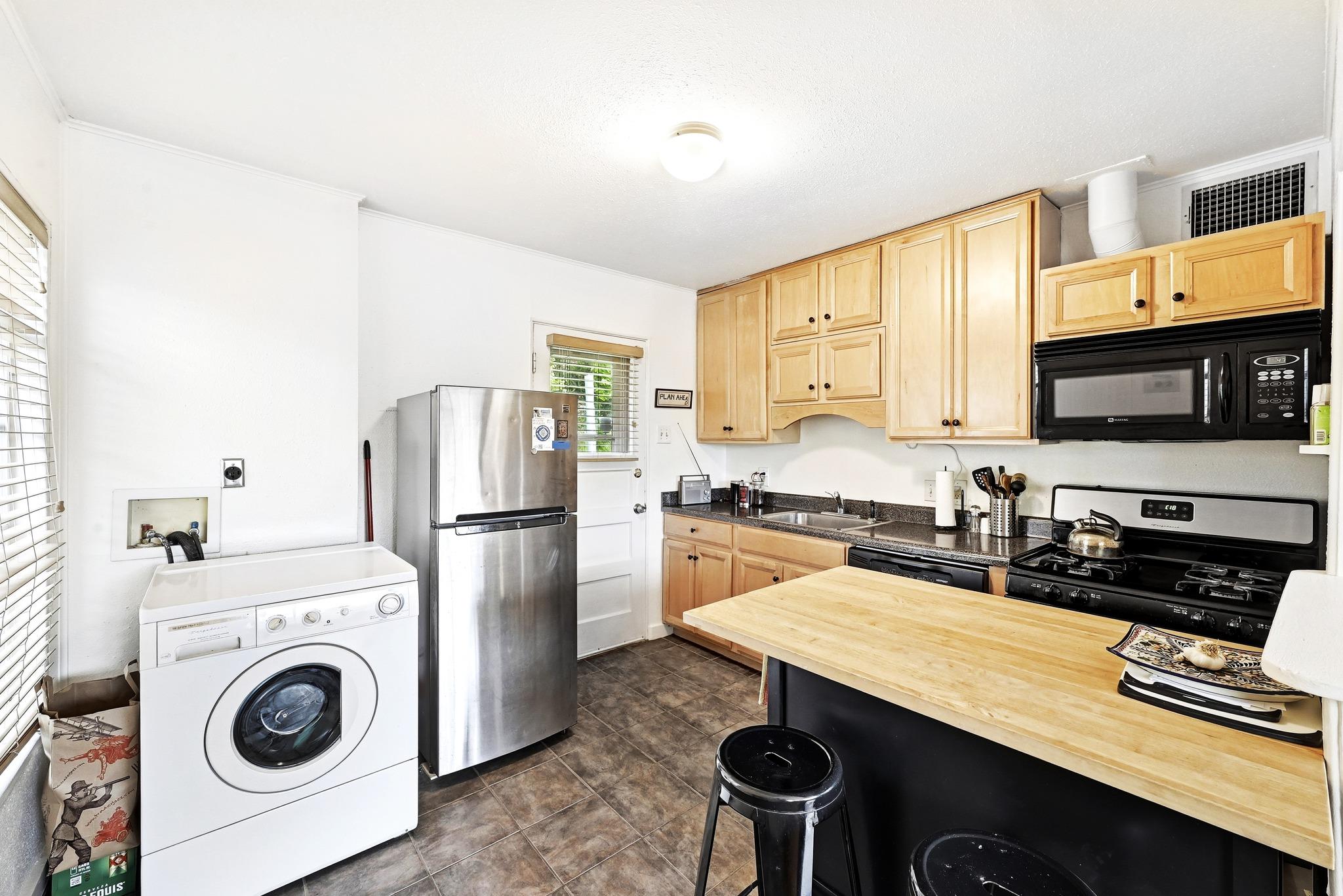 2003 Alameda Dr, Austin, TX 78704